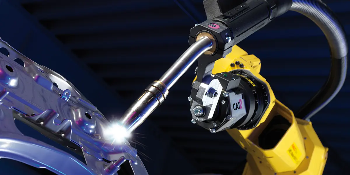 MIG/MAG Welding Torch System ROBO Standard in action